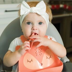 *NEW* TINY TWINKLE SILICONE FOX ROLL UP BIB CORAL